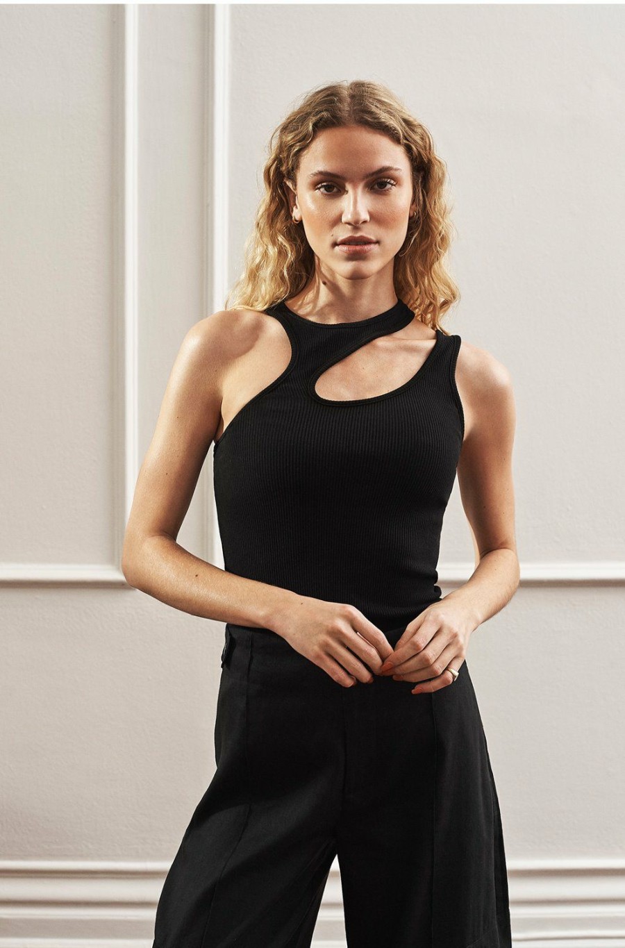 Women'S Clothing * | Athena Tank In Black Flash Sale Agolde