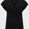 Women'S Clothing * | Le Mid Rise V T-Shirt In Noir Online Sale Frame