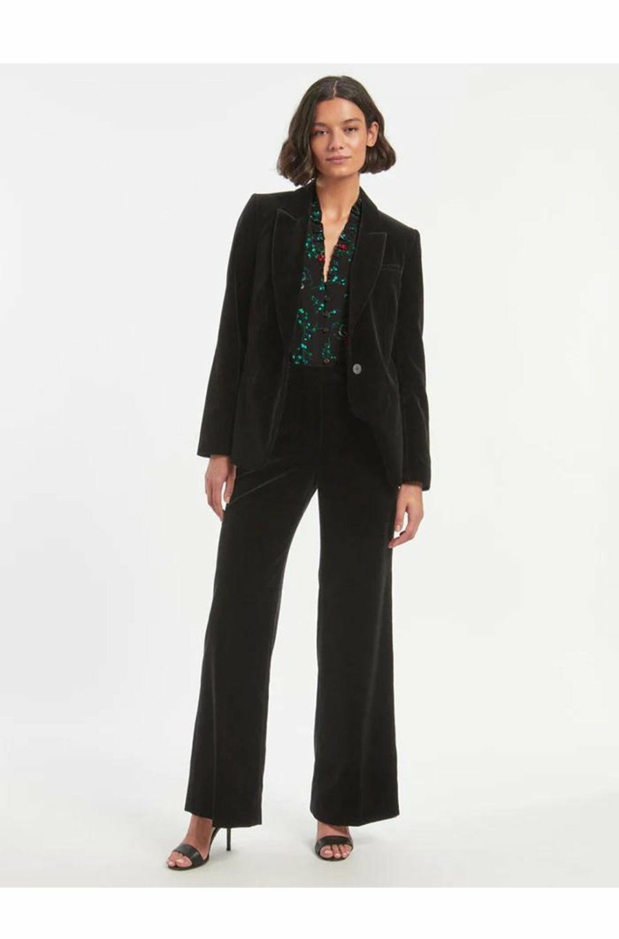 Women'S Clothing * | Jamie Velvet Blazer In Black Fire Sale Cefinn