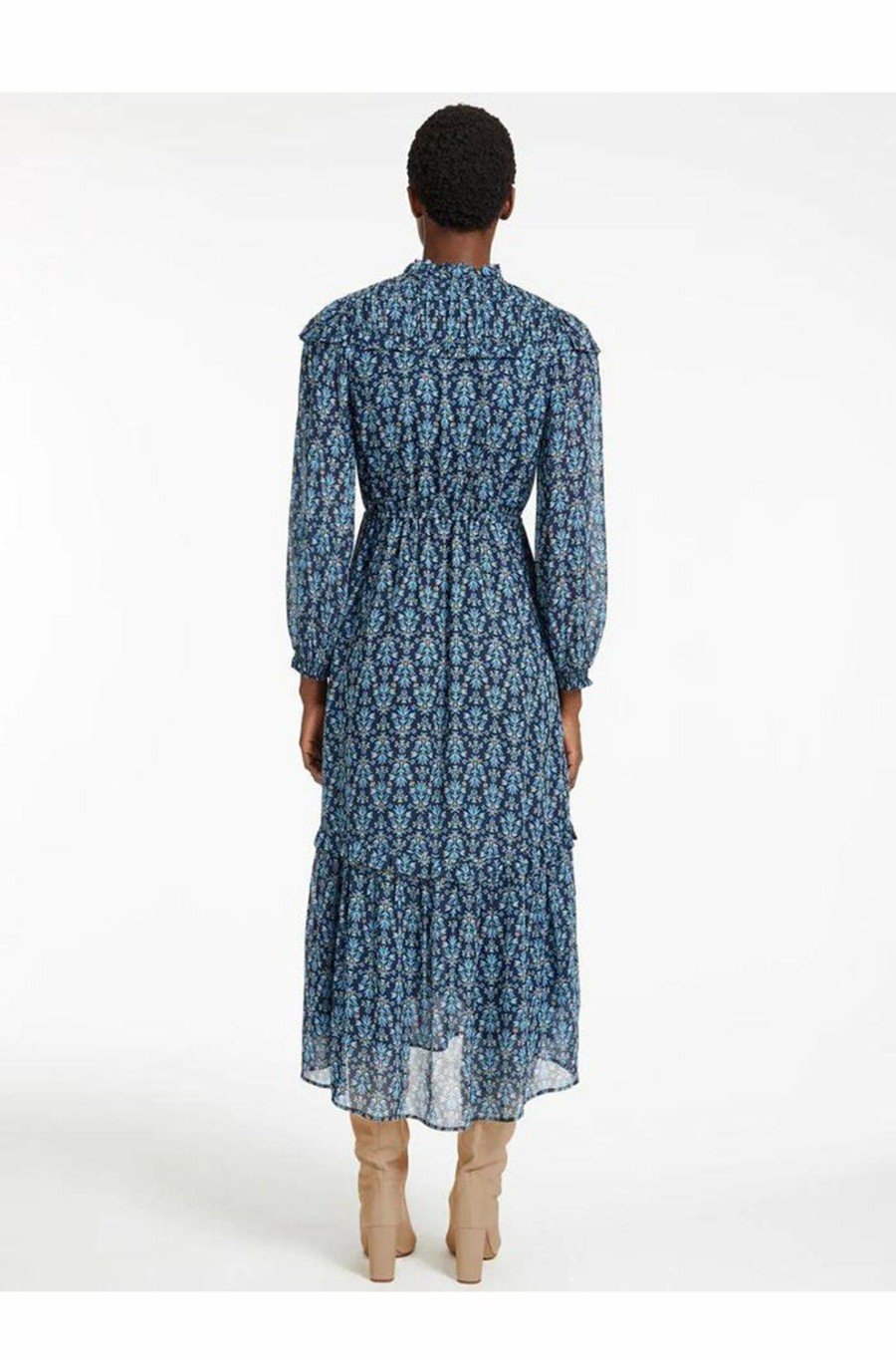 Women'S Clothing * | Isla Maxi Dress In Blue Folk Floral Print Sells Cheap Cefinn